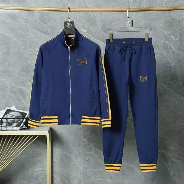 Picture of Gucci Sweater Suits _SKUGucciM-3XL8qx41039861